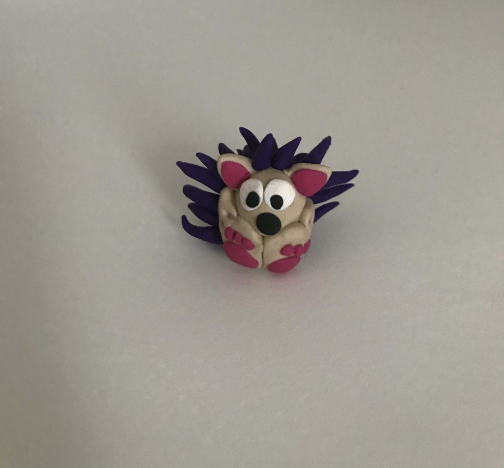 Figurine « Hérisson » (pâte FIMO)